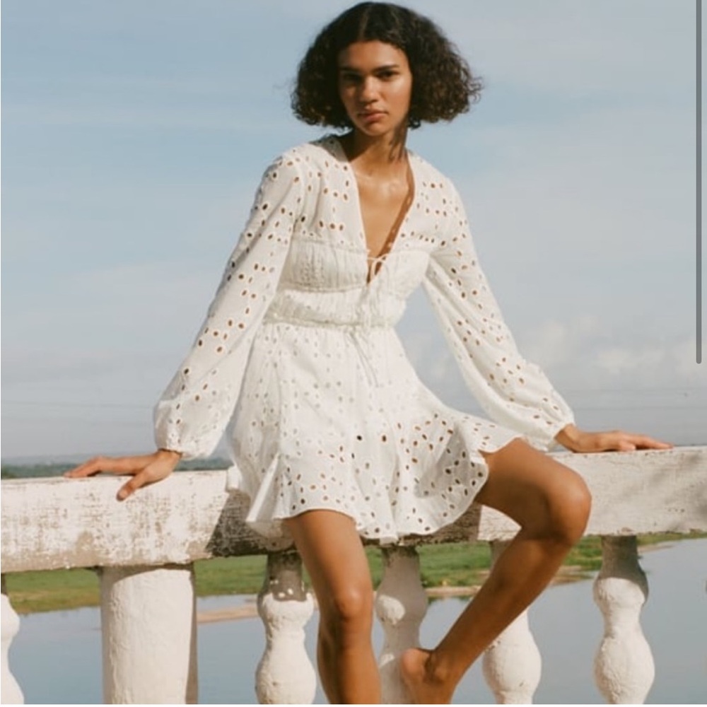 Zara White Eyelet Mini Dress – Long Sleeve, Size L